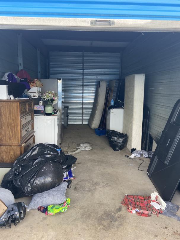 Storage Unit Auction in Daphne, AL at Hey! Storage Daphne ends on
